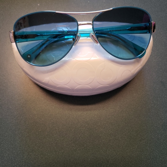 Coach Kristina Sunglasses - Picture 7 of 10